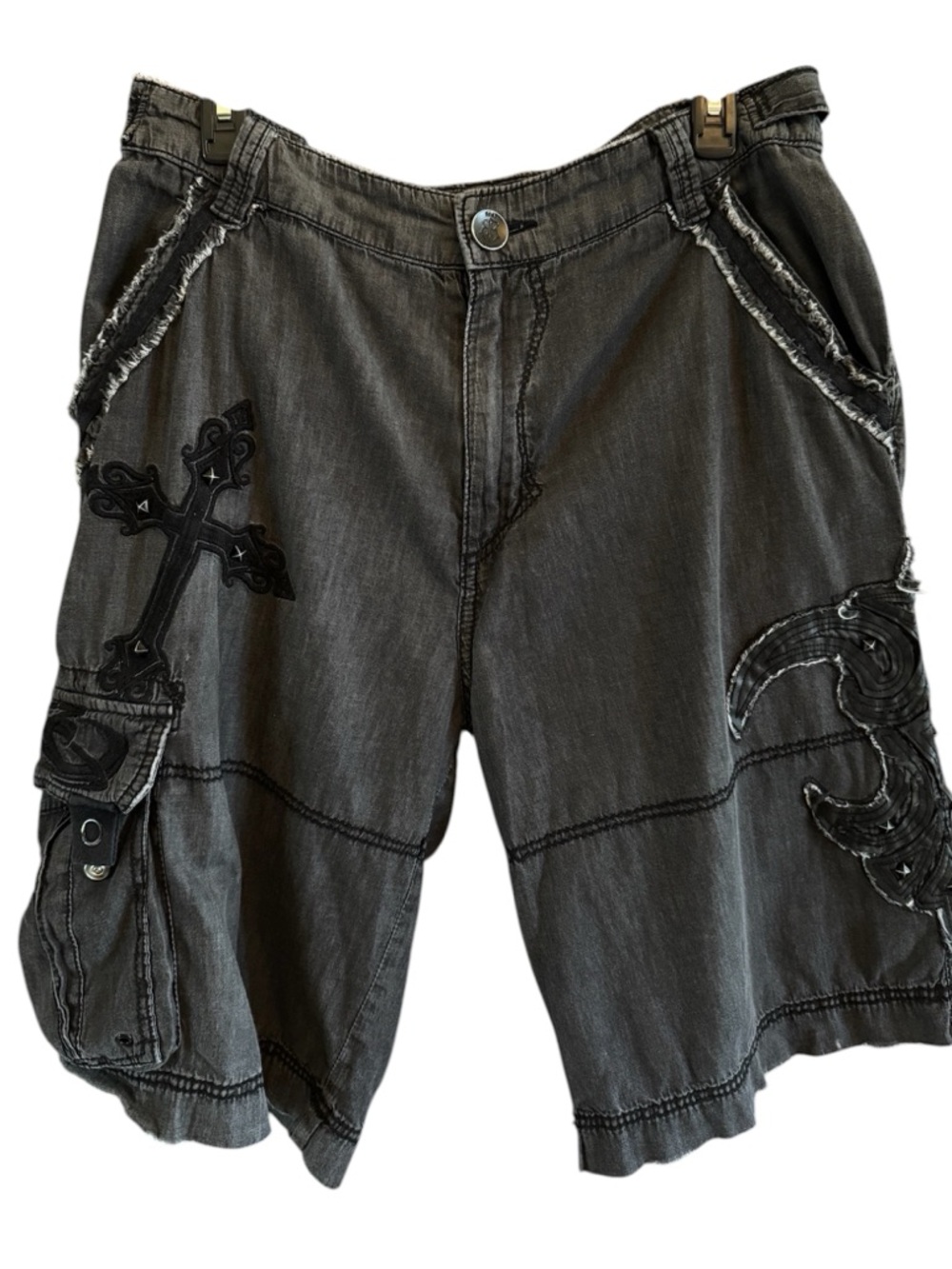 Roar Men's Charcoal Embroidered Cargo Shorts - Charcoal Black